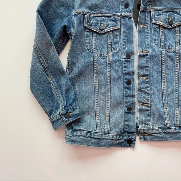 Alexander Wang x Denim Daze Oversized Unisex Faded Jacket in Light Indigo Aged - Picture 5 of 16